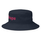 Dictons des Caraïbes – Chapeau seau Steups (logo rose 3D Puff)